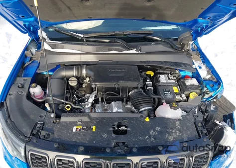 2025 Jeep Compass Latitude 4X4 из США, поврежденный, VIN 3C4NJDBN0ST528422